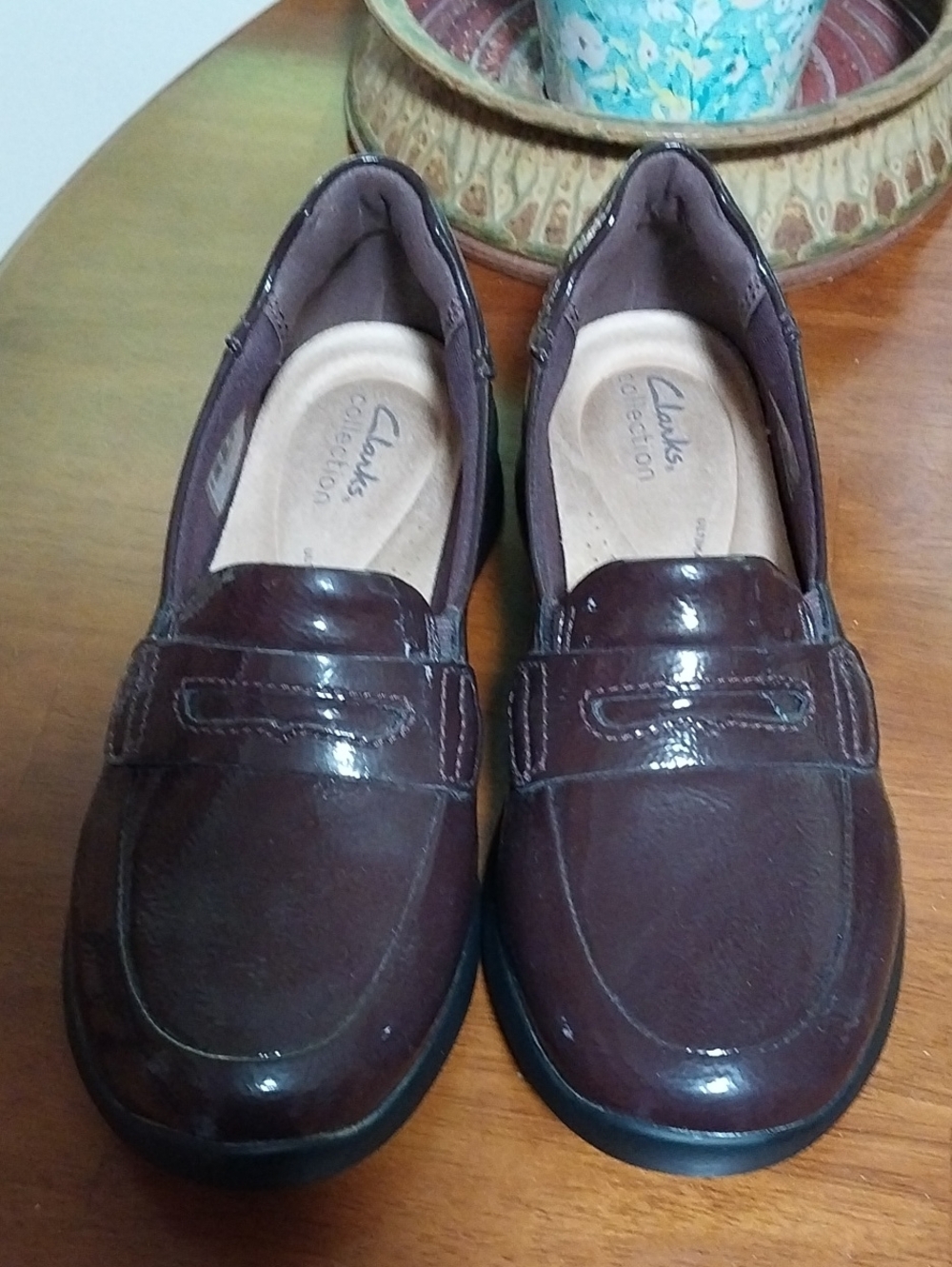 NWOB Clarks Women's Dark Brown Leather Slip-On Loafers